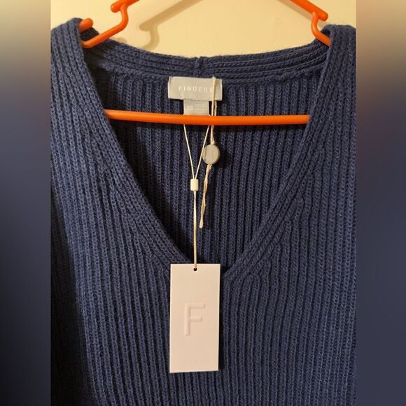 Finders Keepers Frederick Flare Sleeve Knit Ink Oversized V Neck Sweater Navy XS - Picture 5 of 7